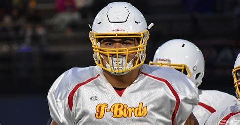 Three-star OL Taliese Fuaga set to take Pac-12 official visit