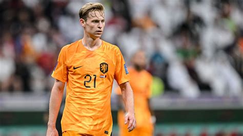 Transfer Talk: World Cup star Frenkie de Jong on song for Netherlands ...