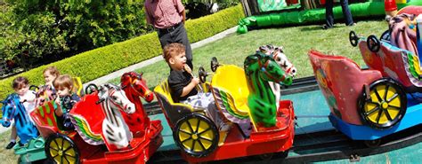 Amusement Park Trains: Choosing The Proper Theme Park Kids Train Rides