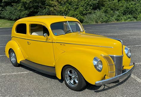 1940 Ford Deluxe | Connors Motorcar Company