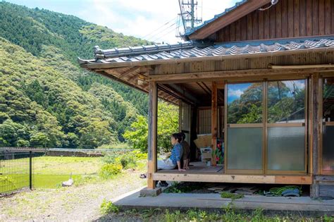 Akiya House: What it's Like Living in One of Japan's Vacant Homes