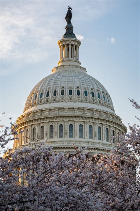 04112022 US Capitol Dome - Research