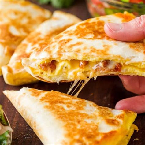 Breakfast Quesadillas - 3 Easy Ways (VIDEO) - NatashasKitchen.com