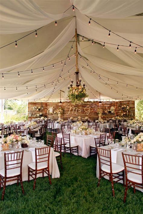 35 Rustic Backyard Wedding Decoration Ideas - Deer Pearl Flowers