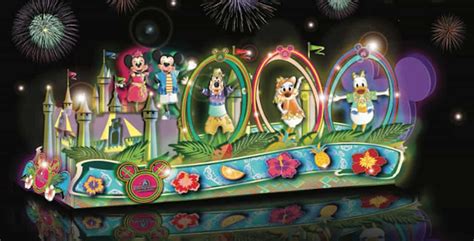 New Shanghai Disney Resort parade float brings magic to 2017 Shanghai Tourism Festival