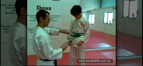 How to Tie your karate belt, step by step « Martial Arts :: WonderHowTo