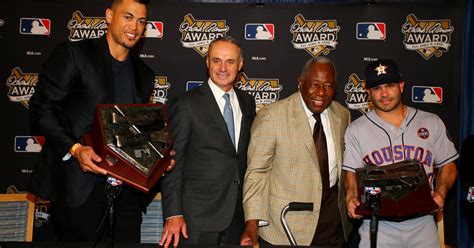 Giancarlo Stanton Wins Hank Aaron Award For 2nd Time - CBS Miami