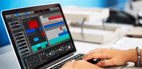 6 Best Music Production Software For Beginners in 2024