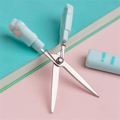 Cat Paw Portable Hand Scissors — The Kawaii Shoppu