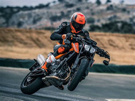 KTM_Duke_750_Action - moto-lifestyle.ch