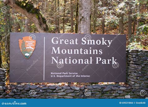 Smoky Mountains Sign stock photo. Image of leaves, majestic - 69531866