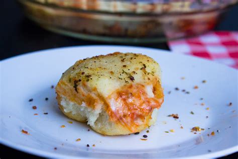 Cheesy Pizza Bites | Gimme Delicious