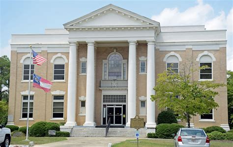 Dodge_County_Courthouse,_Eastman,_GA,_US - Georgia's Magnolia Midlands