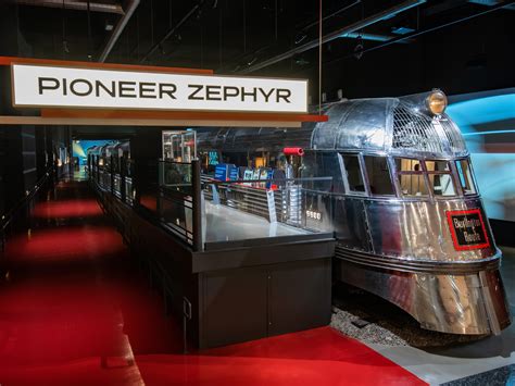 Pioneer Zephyr - Griffin Museum of Science and Industry