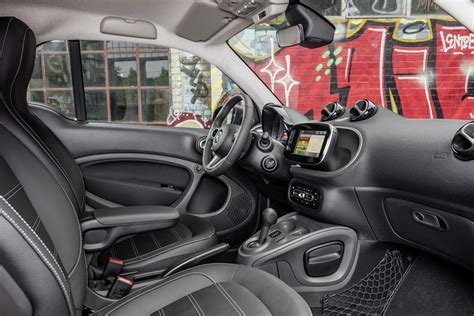 2017 Smart Fortwo Electric Drive Priced $1,200 Cheaper Than Predecessor ...