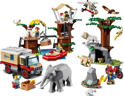 A LEGO City safari – spotting the new animals – Blocks magazine