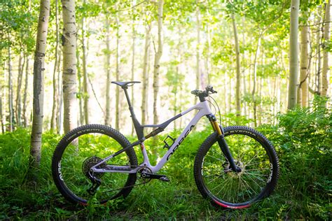 Orbea Oiz Review: XC Showdown - Bikers Edge