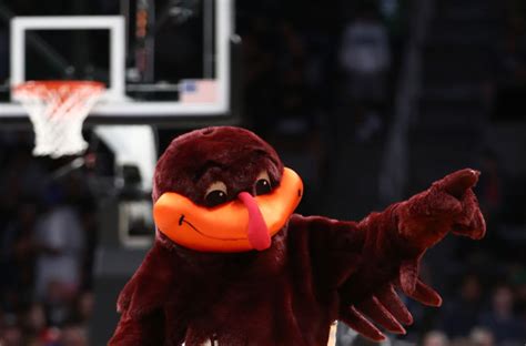 Virginia Tech Basketball: Hokies Offer 2022 Forward Alex Karaban