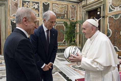 Pope Francis implores athletes to learn how to find victory in 'losing ...