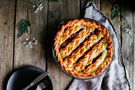 rhubarb pie (with a braided crust) — the farmer's daughter | let's bake ...