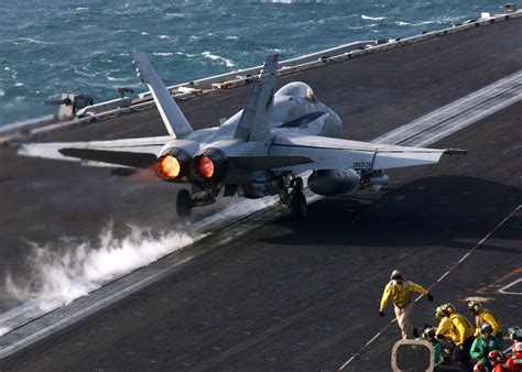 FA-18 Hornet Full HD Wallpaper and Background Image | 2100x1500 | ID:655021