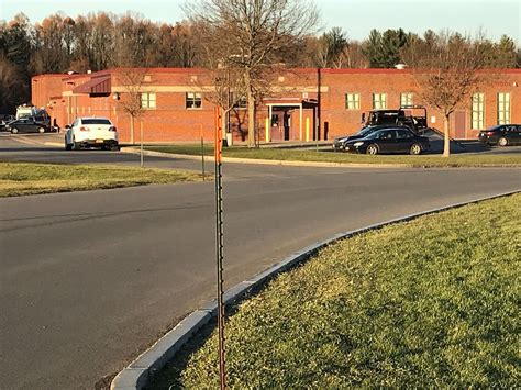 Baldwinsville School District placed on lockdown following police pursuit of car on campus | WSTM