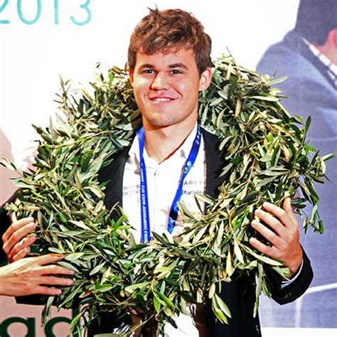 fpawn chess blog: 16th World Champion Magnus Carlsen