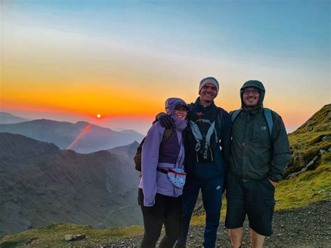 Snowdon Sunrise – Snowdon Hikes