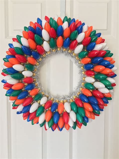 22” Light Bulb Christmas Wreath @WhiteChristmasWreaths