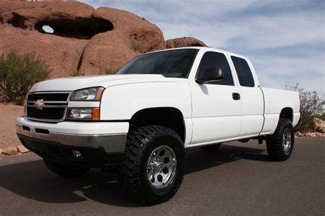 2005 Chevrolet Silverado 1500HD - Information and photos - MOMENTcar