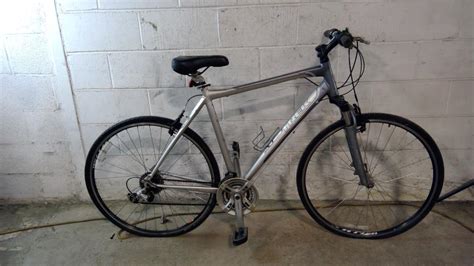 Trek 7300 Hybrid Bike | Property Room