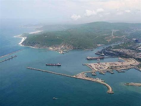 Visakhapatnam Port Trust sets record of shipping 72.72 million tonnes of cargo during 2019-20 ...