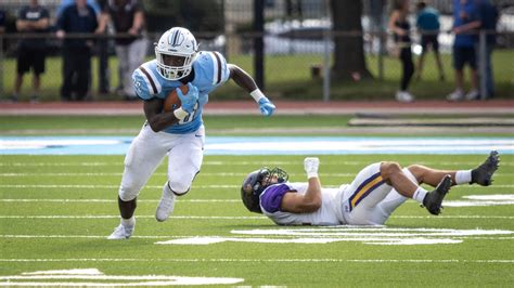 2022 Tufts University Football Preview - Tufts University