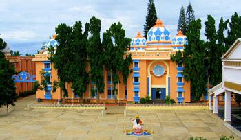 Ashram in India | Indian Ashrams Tour