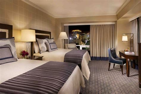 Omni Los Angeles Hotel at California Plaza: Los Angeles Hotels Review - 10Best Experts and ...