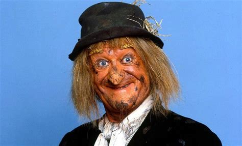 Worzel Gummidge reboot on the way from Mackenzie Crook | Den of Geek