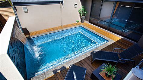 15 Great Small Swimming Pools Ideas | Home Design Lover