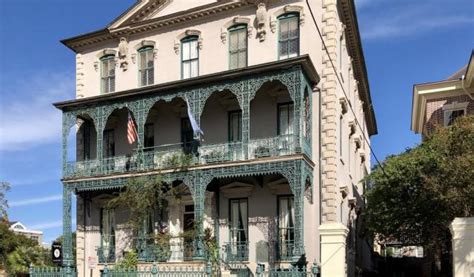 5 Self-Guided Walking Tours in Charleston, South Carolina + Maps