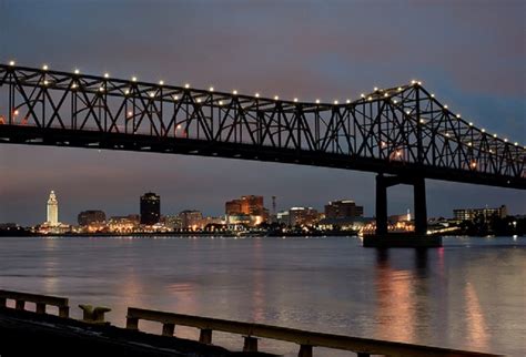 Baton Rouge@Mississippi | City skyline, Baton rouge, Louisiana