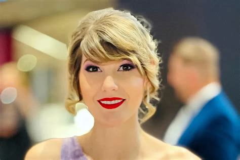 Taylor Swift Lookalike Ashley Leechin Before and After Plastic Surgery ...