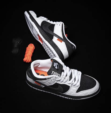 TIGHTBOOTH x Nike SB Dunk Low FD2629-100