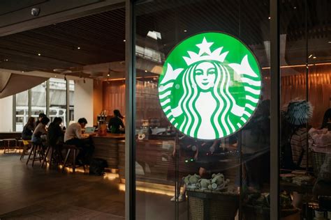 Starbucks workers in Oviedo vote to unionize — the first Orlando-area store to do so | Orlando ...
