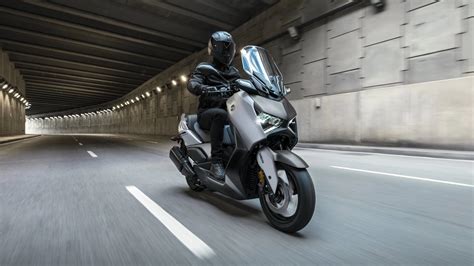 2023 Yamaha XMAX [Specs, Features, Photos]