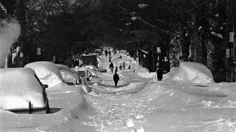 See photos of NYC in snowstorms through the decades