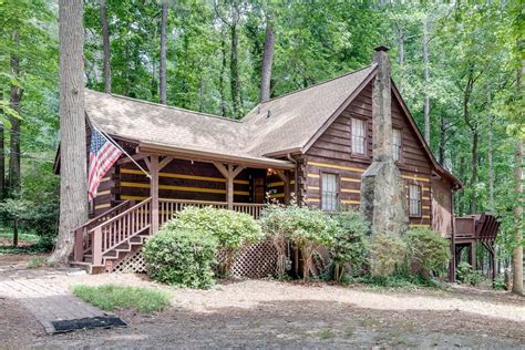 9 Best Lake Lanier Cabin Rentals for 2022 (Prices & Photos) – Trips To ...