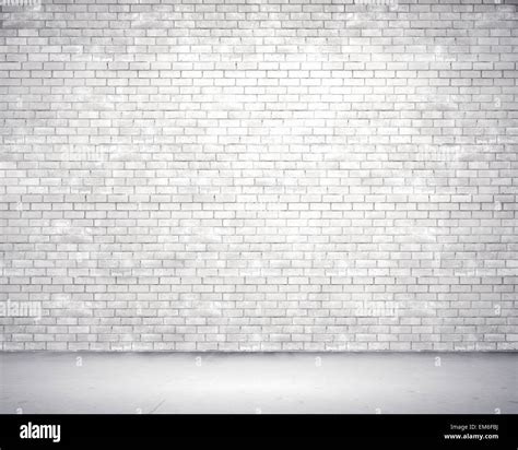 Wall of bricks Stock Photo - Alamy