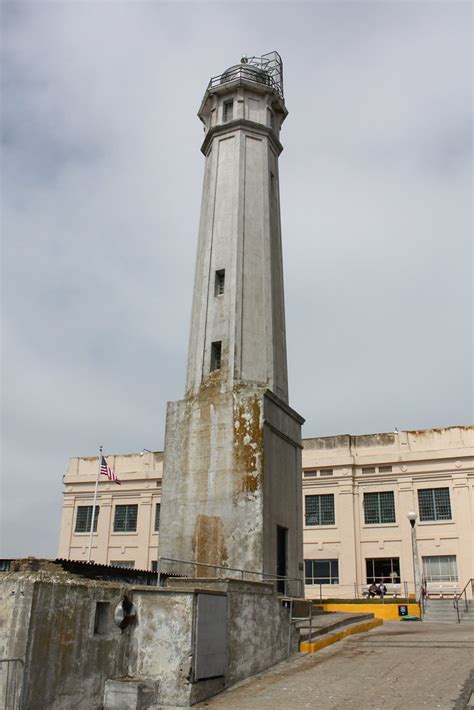 Alcatraz Lighthouse | Alcatraz Island Lighthouse. Oldest lig… | Flickr