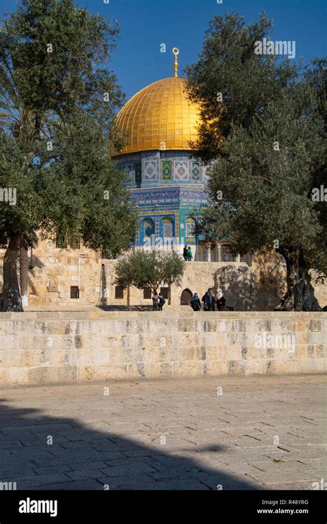 A view of the Dome of the Rock Stock Photo - Alamy