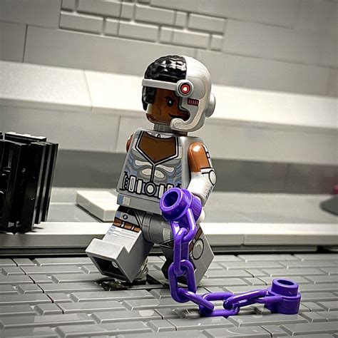 Lego Cyborg | From LEGO Collectible Minifigures Series DC Su… | Flickr