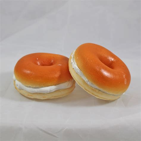 Bagels w/Cream Cheese (set of 2) | Just Dough It